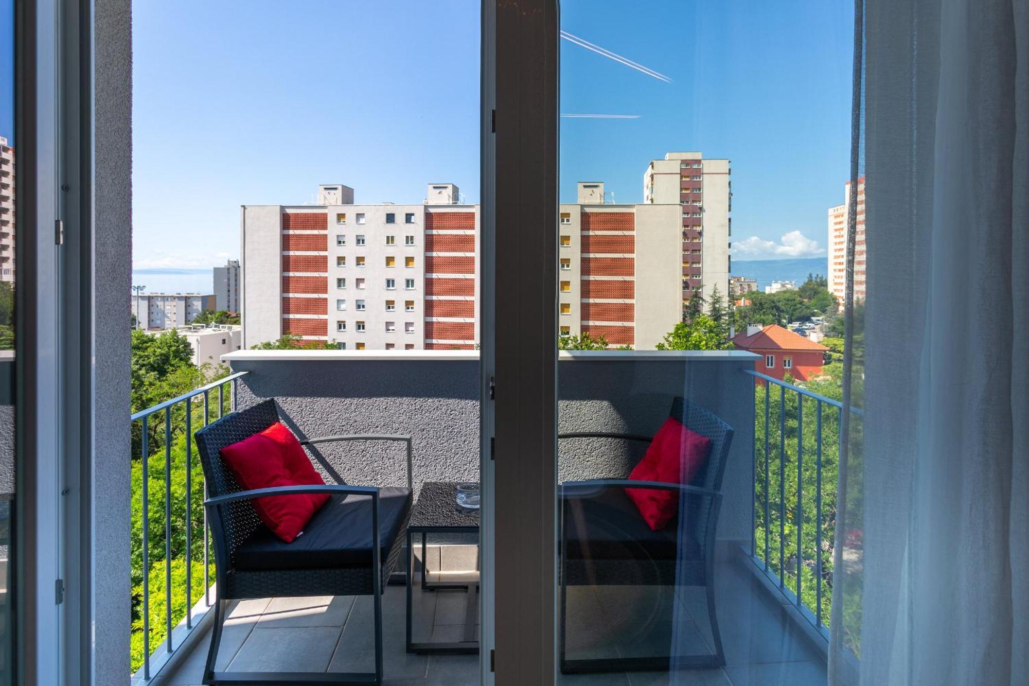 Brand New Apartment Close To The Beach, City Center And University Of Rijeka - Apartment Karlo المظهر الخارجي الصورة